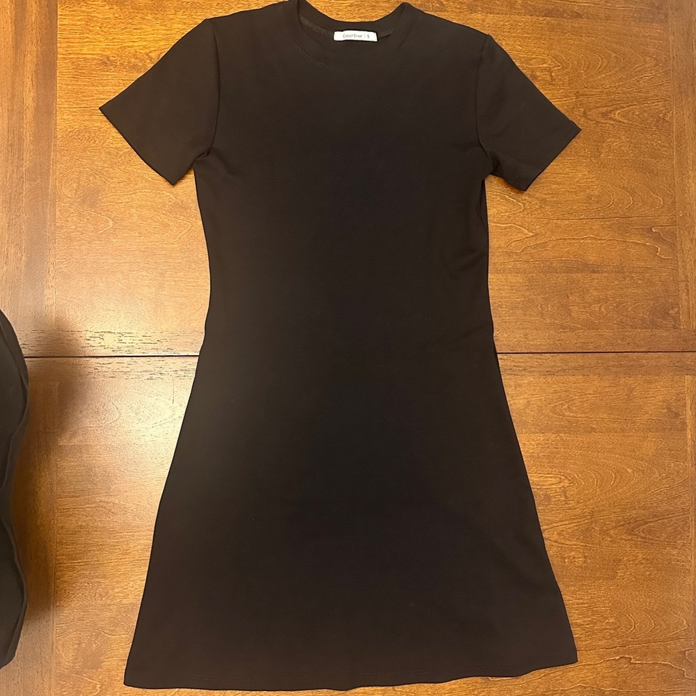 Chic Black Short Sleeve Mini Dress